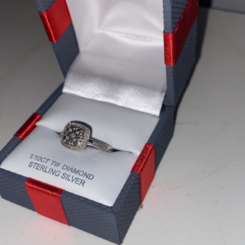 Diamond sterling silver ring - Picture 3 of 8